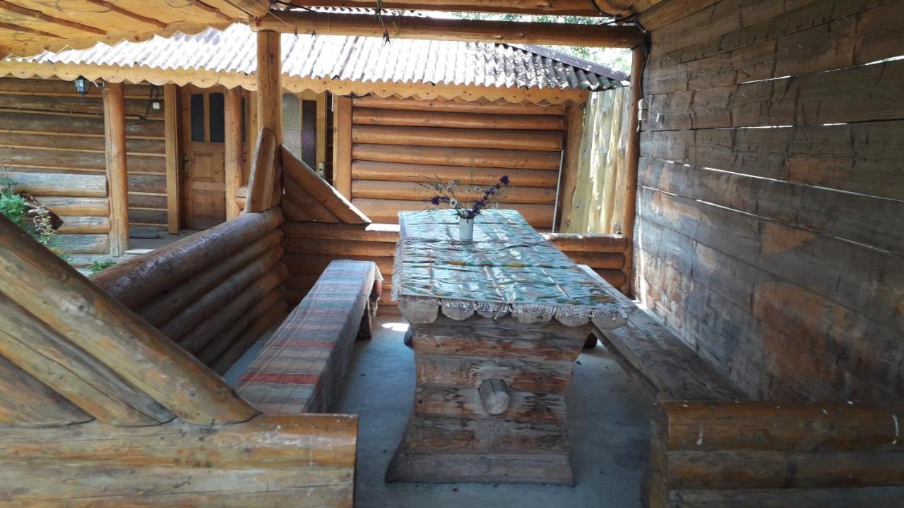 "Бджілка" І " Садиба Для Відпочинку" Lyuta المظهر الخارجي الصورة