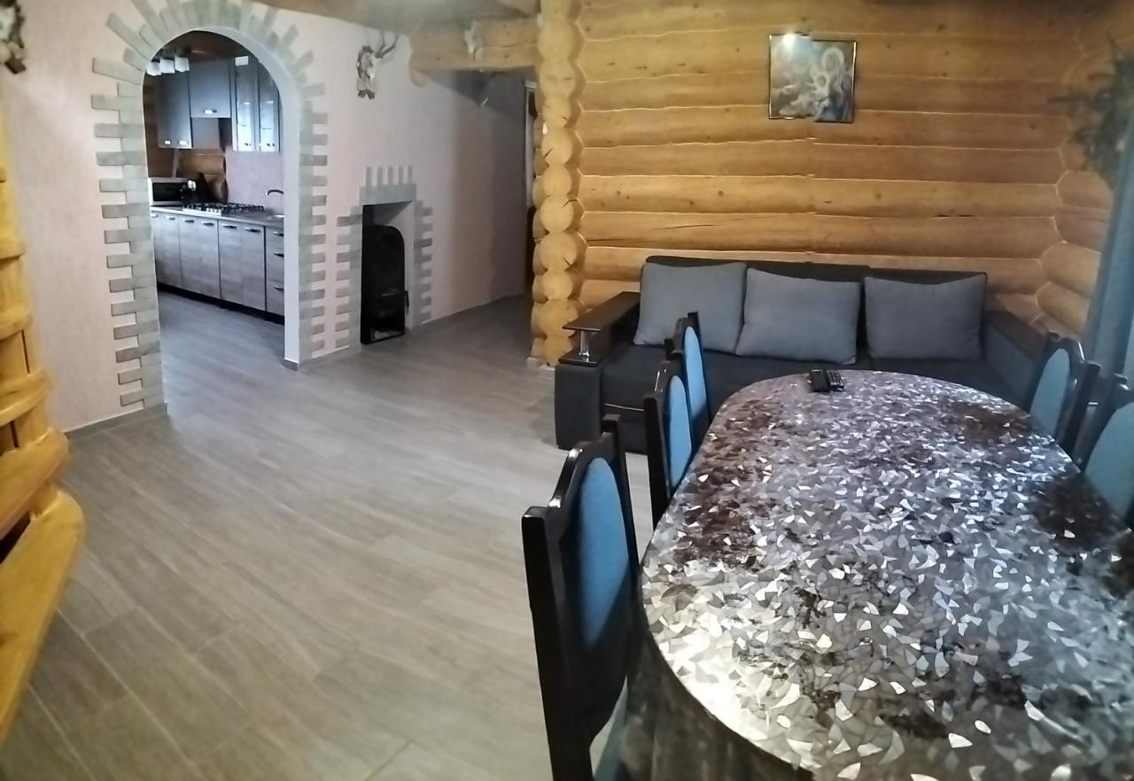 "Бджілка" І " Садиба Для Відпочинку" Lyuta المظهر الخارجي الصورة