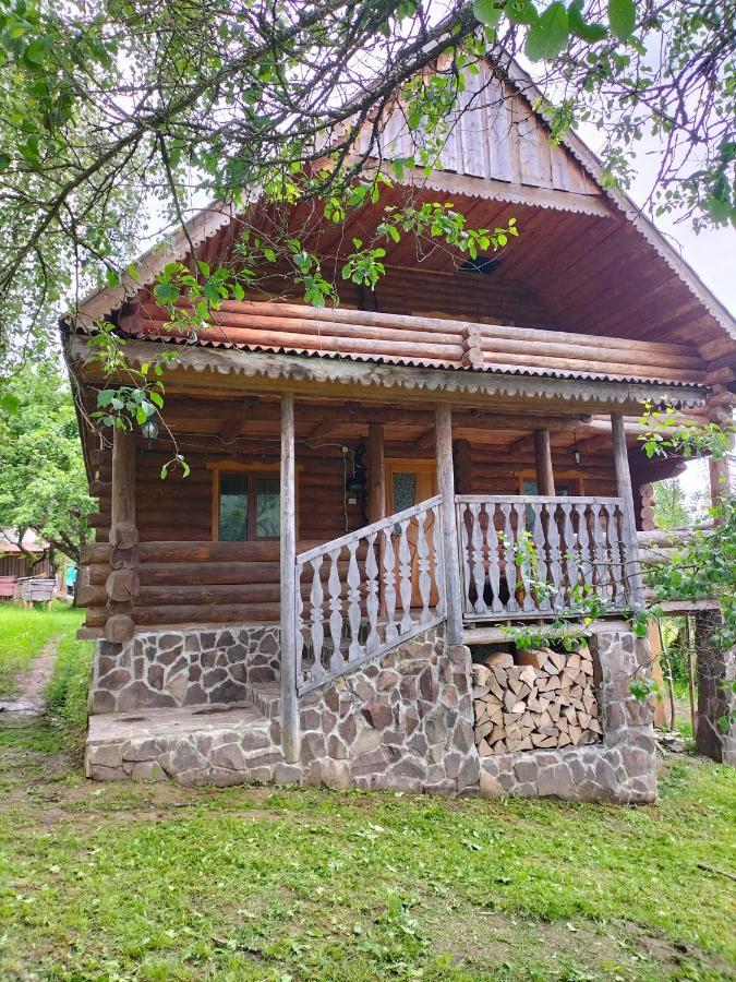"Бджілка" І " Садиба Для Відпочинку" Lyuta المظهر الخارجي الصورة